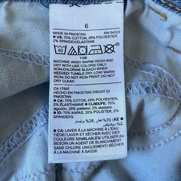 OLD NAVY Rockstar Jeans Womens 6 Distressed Skinny Raw Hem High Rise Stretch - Picture 11 of 11